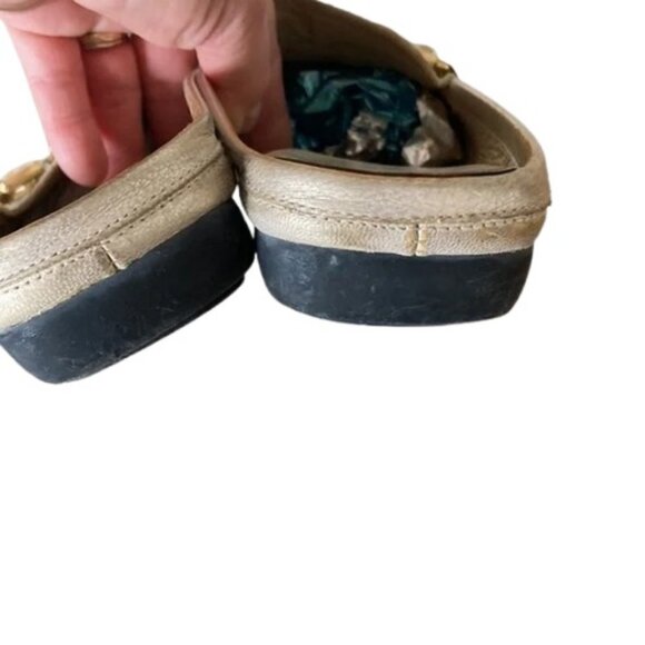 Stuart Weitzman gold/cream leather moccasin mules size 6.5 - Picture 10 of 16